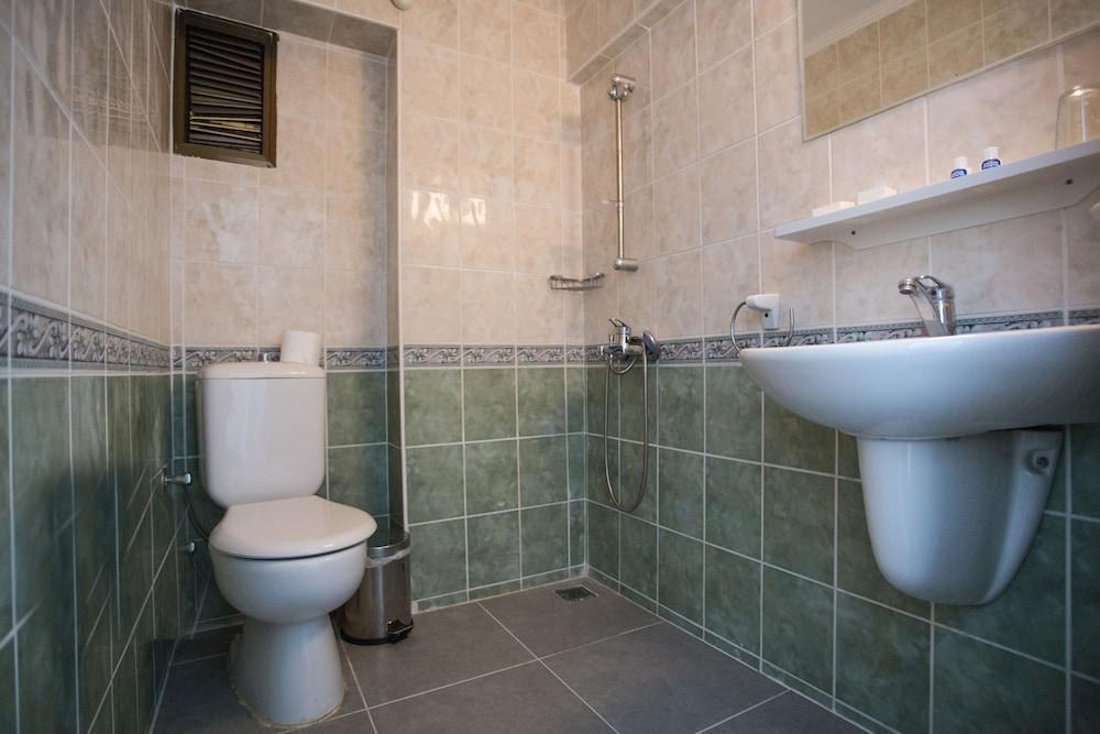 Saturn Hotel Kuşadası Ngoại thất bức ảnh