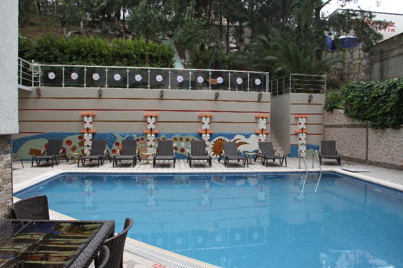Saturn Hotel Kuşadası Ngoại thất bức ảnh