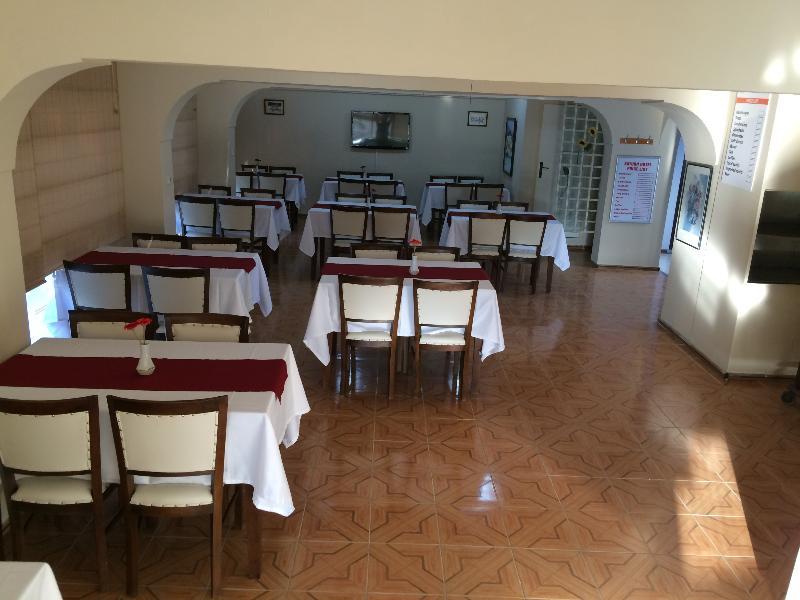Saturn Hotel Kuşadası Ngoại thất bức ảnh
