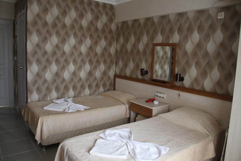 Saturn Hotel Kuşadası Ngoại thất bức ảnh