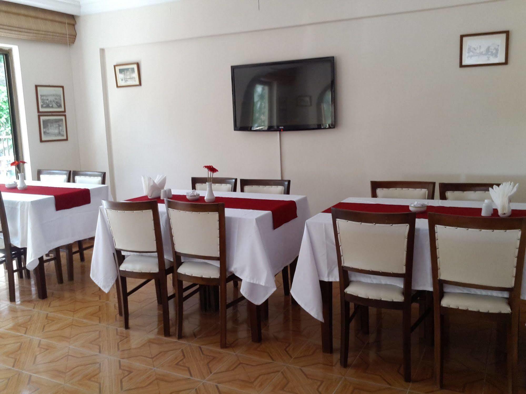 Saturn Hotel Kuşadası Ngoại thất bức ảnh