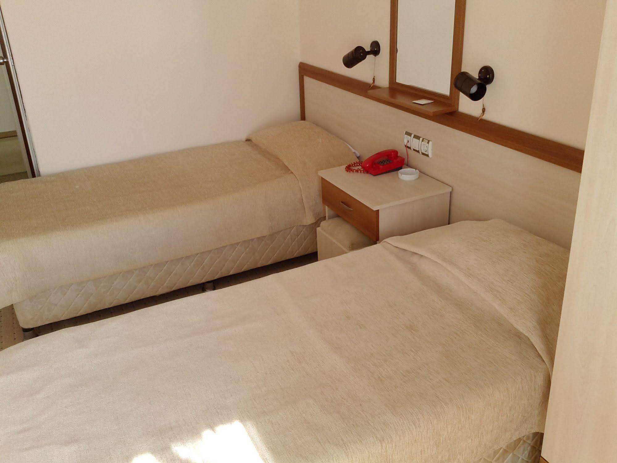 Saturn Hotel Kuşadası Ngoại thất bức ảnh