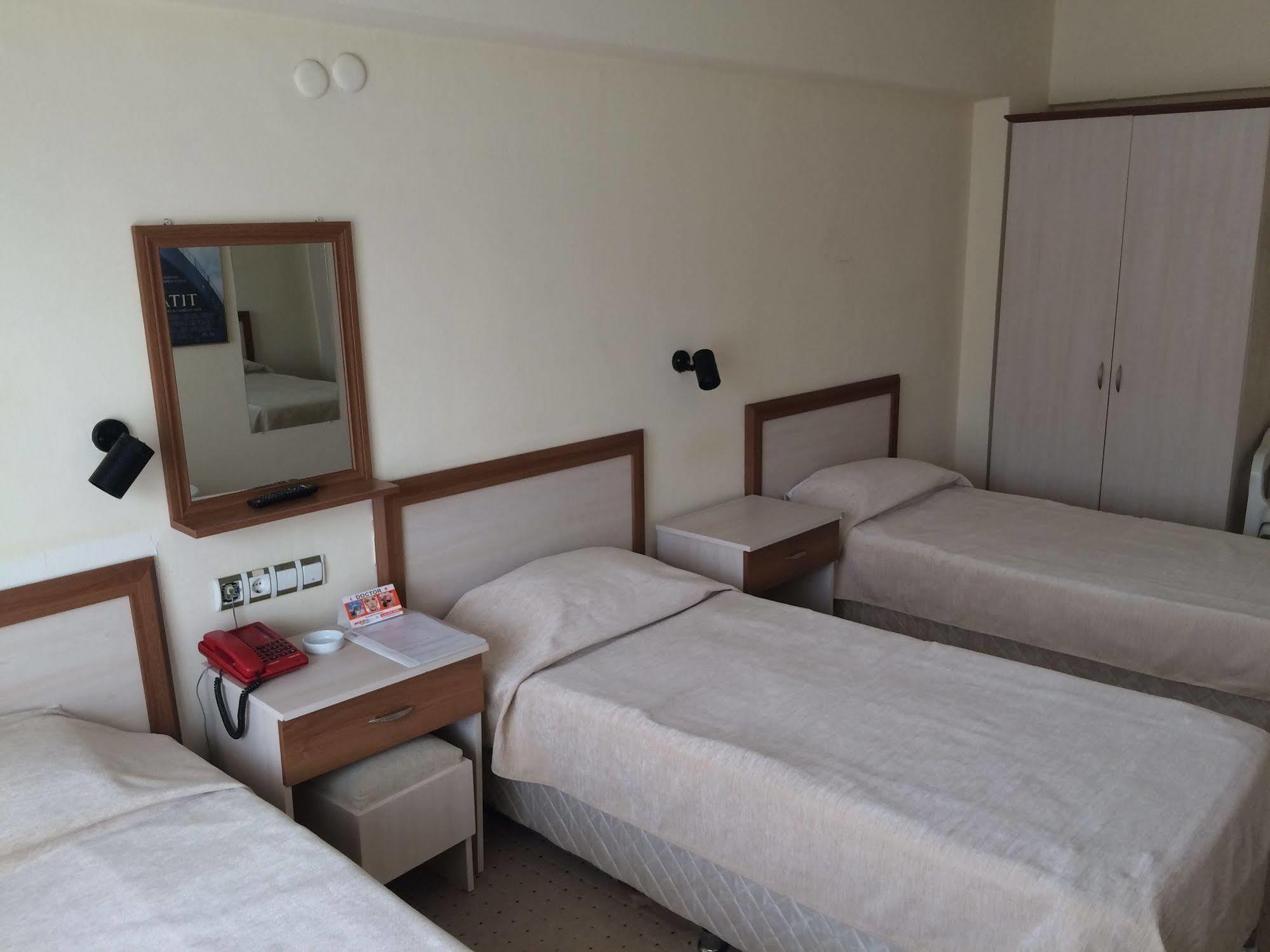 Saturn Hotel Kuşadası Ngoại thất bức ảnh