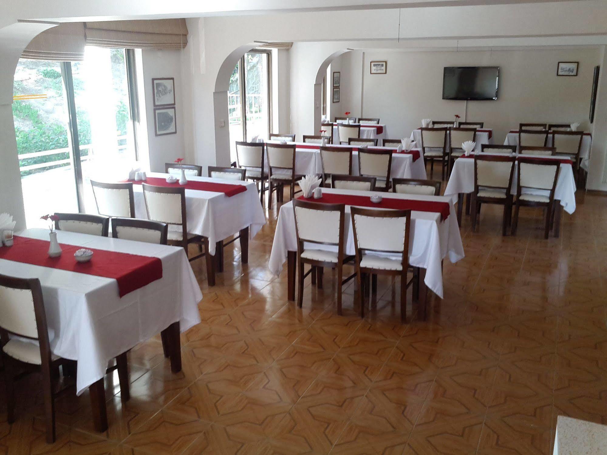 Saturn Hotel Kuşadası Ngoại thất bức ảnh