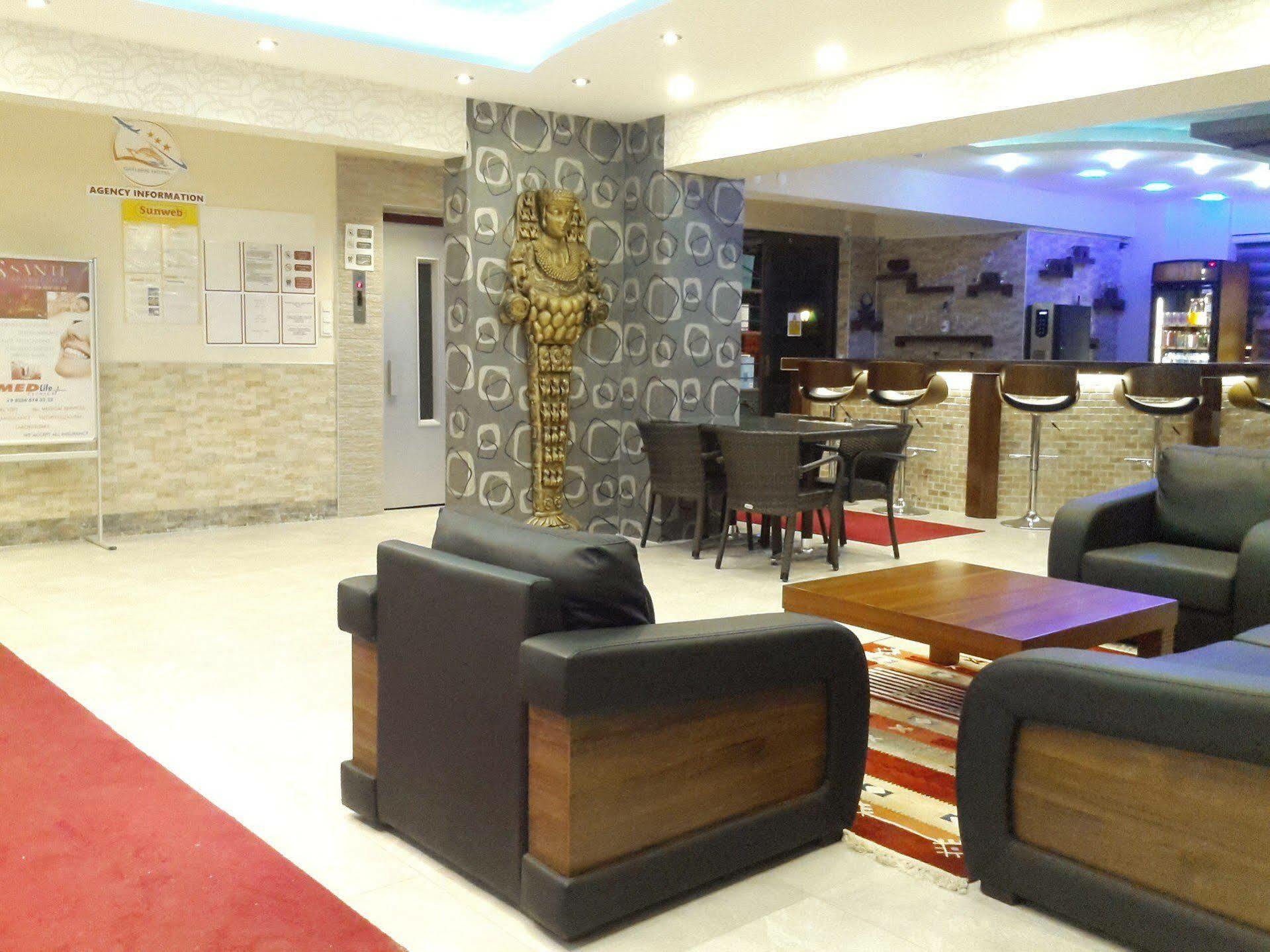 Saturn Hotel Kuşadası Ngoại thất bức ảnh